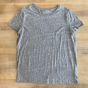Gray Universal Thread t-shirt size Large